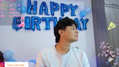 kevin and ottis online show from February 18, 1:23 am