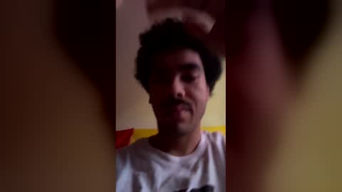 Snapshot of key2skinny chatting on April 3, 4:49 pm key2skinny online show from April 3, 4:49 pm