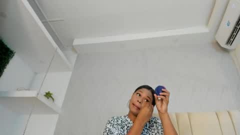 Snapshot of keyla_mejia chatting on May 13, 12:02 pm Keyla online show from May 13, 12:02 pm