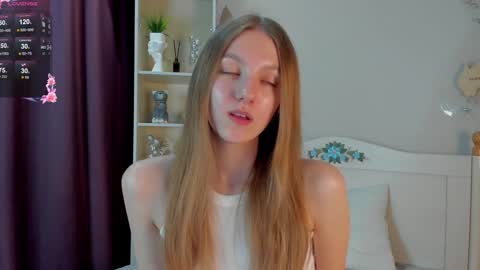 Snapshot of keylalong chatting on January 20, 11:35 am Hi Im Mary Glad to see you in my room PVT is open online show from January 20, 11:35 am