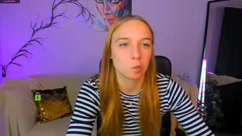 Snapshot of keylas_moan chatting on September 22, 5:42 am Keylas online show from September 22, 5:42 am