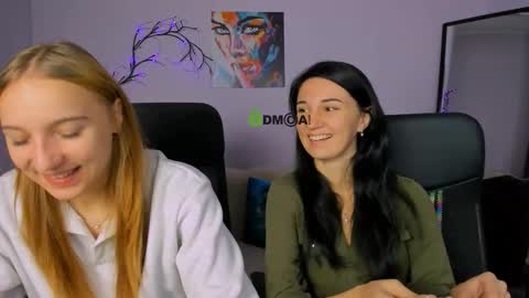 Snapshot of keylas_moan chatting on September 30, 5:45 am Keylas online show from September 30, 5:45 am