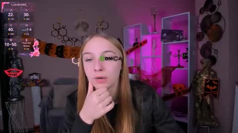 Snapshot of keylas_moan chatting on October 21, 5:52 am Keylas online show from October 21, 5:52 am