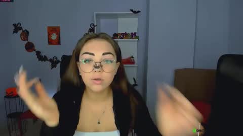 Snapshot of keylas_moan chatting on October 31, 7:31 am Keylas online show from October 31, 7:31 am