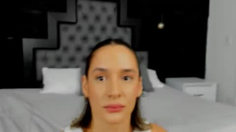 Snapshot of keylathomson1 chatting on February 4, 7:42 pm -Keyla- online show from February 4, 7:42 pm