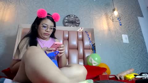 keyra_miller online show from March 1, 2:26 am