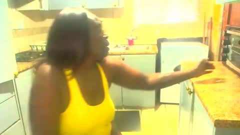 keysenbarxx19 online show from May 22, 9:59 am