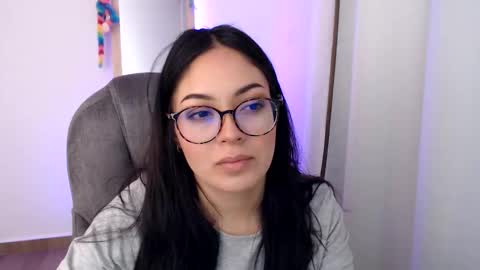 Liss online show from November 24, 1:49 am