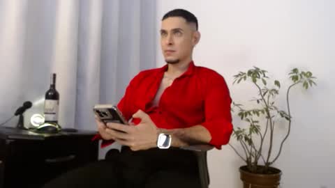 Snapshot of khalican chatting on February 27, 10:04 am KhalicaN online show from February 27, 10:04 am