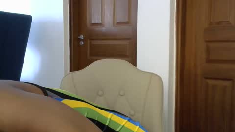 Snapshot of khalidnatasha chatting on January 1, 10:54 am khalidnatasha online show from January 1, 10:54 am