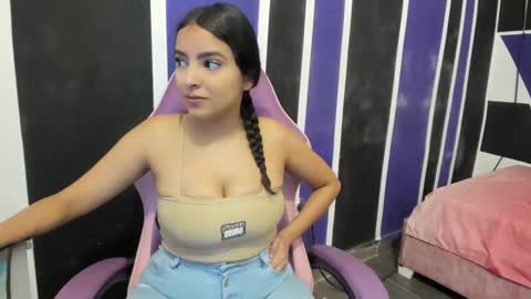 Snapshot of khalifa019 chatting on March 20, 2:00 pm khalifa019 online show from March 20, 2:00 pm