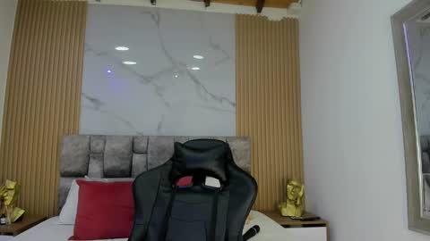 khalifa online show from January 3, 6:46 pm