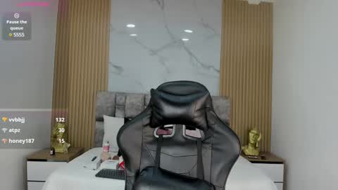 khalifa online show from January 16, 9:19 pm