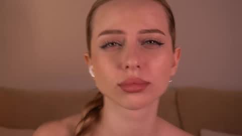 Snapshot of khalishy chatting on April 2, 7:00 pm khalishy online show from April 2, 7:00 pm