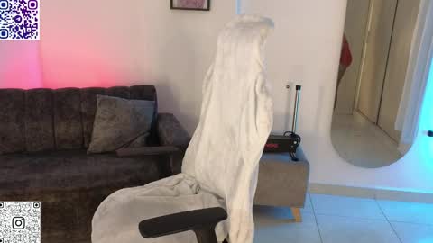 Snapshot of kharelys_777 chatting on February 13, 5:58 am Karelys M. online show from February 13, 5:58 am