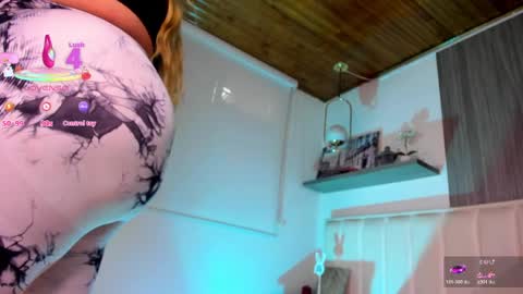 Snapshot of kharla_marin chatting on March 30, 10:11 pm Kharla Marin online show from March 30, 10:11 pm