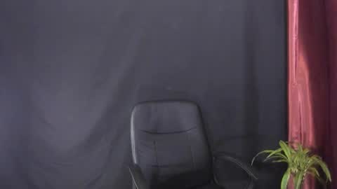 DonyBrown online show from March 6, 7:38 am