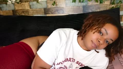 Snapshot of khayaparker chatting on October 9, 6:28 pm Khaya online show from October 9, 6:28 pm