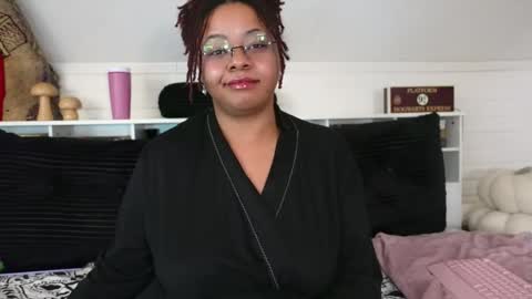 Snapshot of khayaparker chatting on February 16, 5:09 pm Khaya online show from February 16, 5:09 pm