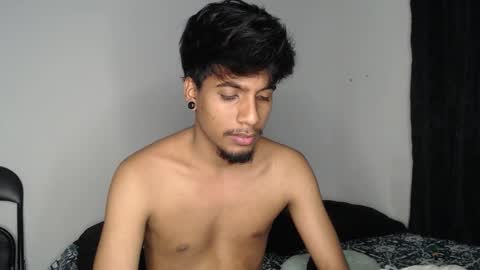 khevinlopezonig online show from October 12, 11:15 pm