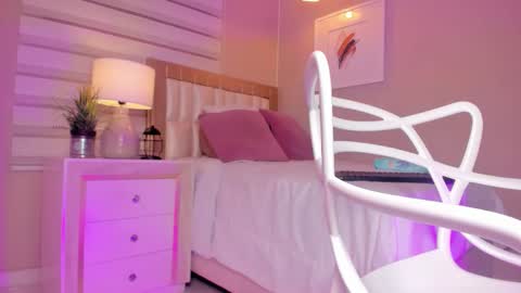 khloe_sweeet online show from September 11, 11:32 am