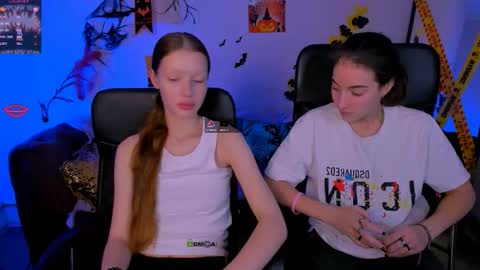 khloebeauty online show from November 4, 8:52 pm