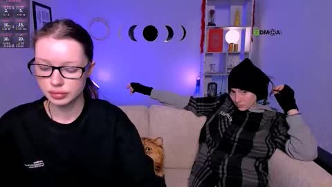 Snapshot of khloebeauty chatting on February 28, 8:10 pm khloebeauty online show from February 28, 8:10 pm