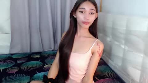 Snapshot of khloedoll_ chatting on January 14, 2:33 pm khloe online show from January 14, 2:33 pm