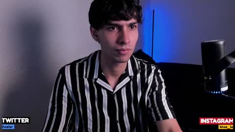 khozler_ online show from December 18, 10:35 pm