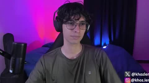 khozler_ online show from November 11, 3:28 am