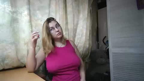 kianna_dior_ online show from February 7, 6:35 am