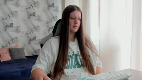 Snapshot of kianna_dior_ chatting on July 6, 8:11 am kianna_dior_ online show from July 6, 8:11 am