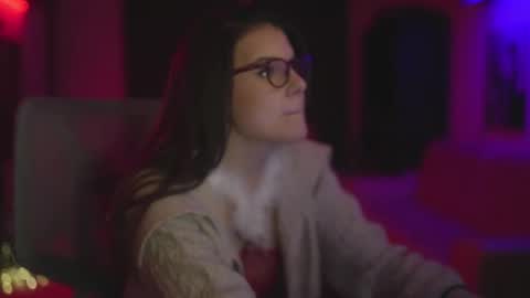 Snapshot of kiara__danger chatting on February 7, 5:22 am Kiara online show from February 7, 5:22 am