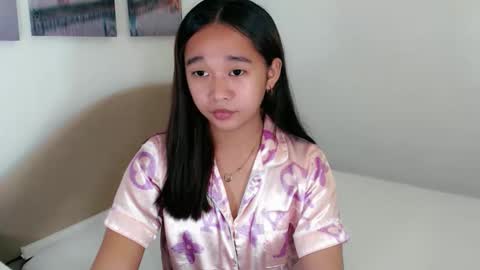 Snapshot of kiara_bedisa143 chatting on October 7, 6:38 pm i love bella online show from October 7, 6:38 pm