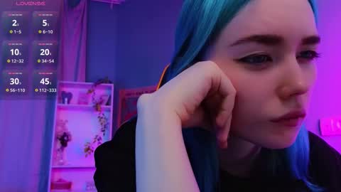 Kira online show from September 16, 9:05 pm