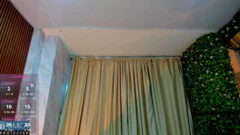 Snapshot of kiara_zahiri_ chatting on September 18, 11:12 am Kiara Zahiri online show from September 18, 11:12 am