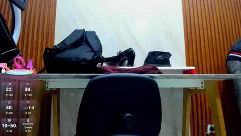 Snapshot of kiara_zahiri_ chatting on September 26, 11:03 am Kiara Zahiri online show from September 26, 11:03 am