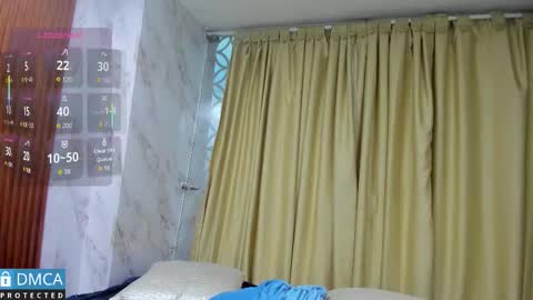 Snapshot of kiara_zahiri_ chatting on September 29, 11:04 am Kiara Zahiri online show from September 29, 11:04 am