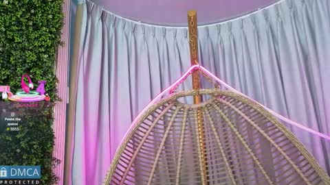 Snapshot of kiara_zahiri_ chatting on October 8, 11:08 am Kiara Zahiri online show from October 8, 11:08 am