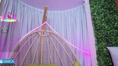 Snapshot of kiara_zahiri_ chatting on October 11, 11:31 am Kiara Zahiri online show from October 11, 11:31 am