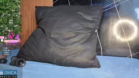 Snapshot of kiara_zahiri_ chatting on October 24, 11:06 am Kiara Zahiri online show from October 24, 11:06 am