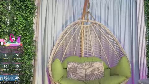 Snapshot of kiara_zahiri_ chatting on November 4, 10:58 am Kiara Zahiri online show from November 4, 10:58 am