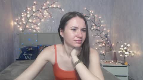 Snapshot of kiaracriegs chatting on April 18, 5:28 pm Kara online show from April 18, 5:28 pm