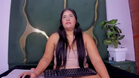 Snapshot of kiaraht chatting on March 26, 5:57 am kiaraht online show from March 26, 5:57 am