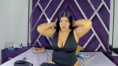 kiaraht online show from June 28, 11:44 pm