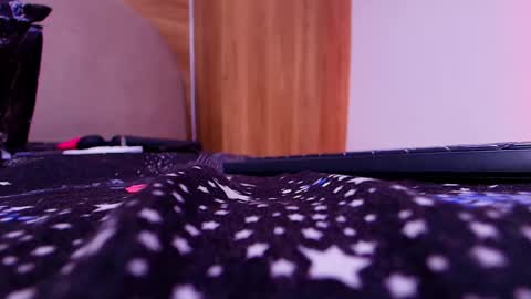 kiaralopez_ online show from May 20, 3:02 am