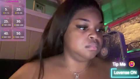 Snapshot of kiarasugars chatting on March 7, 7:27 am KiaraSugars online show from March 7, 7:27 am