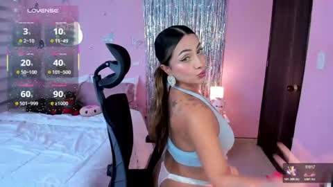 Snapshot of kiarielle chatting on July 30, 8:52 pm Kiarielle online show from July 30, 8:52 pm