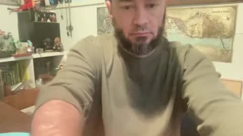 kicker_of_elves online show from October 29, 8:43 pm