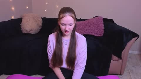 Melvi online show from December 3, 7:27 am